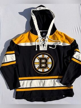 Boston Bruins David Pastrnak 88 Embroidered Patch Fleece Lace Up Hoodie Large